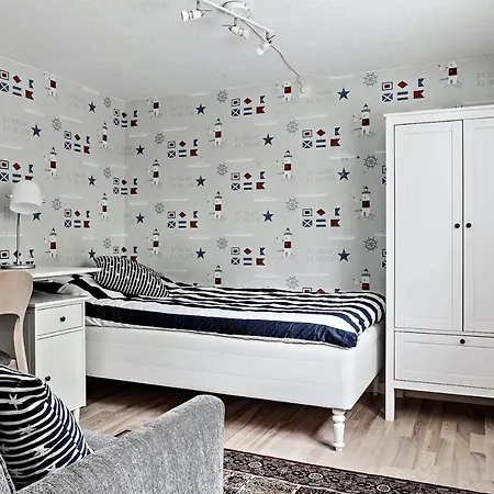 Mäster Lars Strängnäs Exteriör bild
